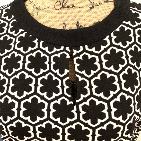 TAHARI Arthur S. Levine Dress - Picture 5 of 7